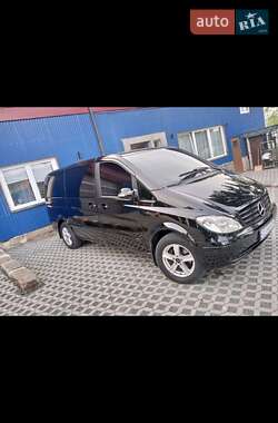 Характеристики Mercedes-Benz Viano Мінівен