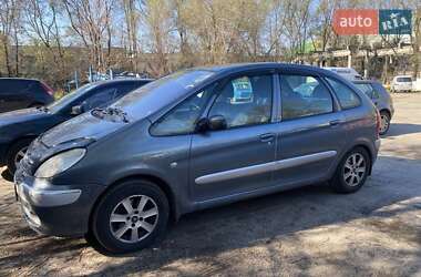 Характеристики Citroen Xsara Picasso Мінівен
