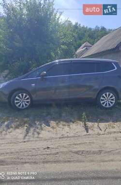 Характеристики Opel Zafira Tourer Минивэн