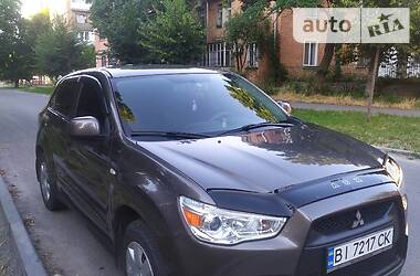 Mitsubishi ASX gaz 2011