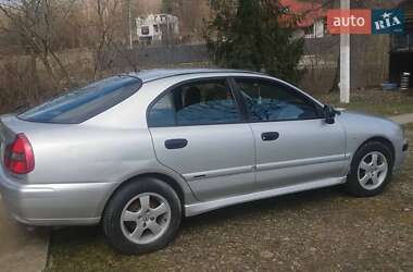 Mitsubishi Carisma  2000