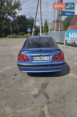 Mitsubishi Carisma  2001
