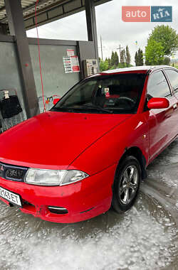 Mitsubishi Carisma 1996