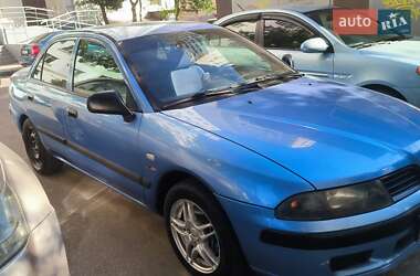 Mitsubishi Carisma  2002