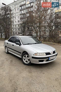 Mitsubishi Carisma 2001