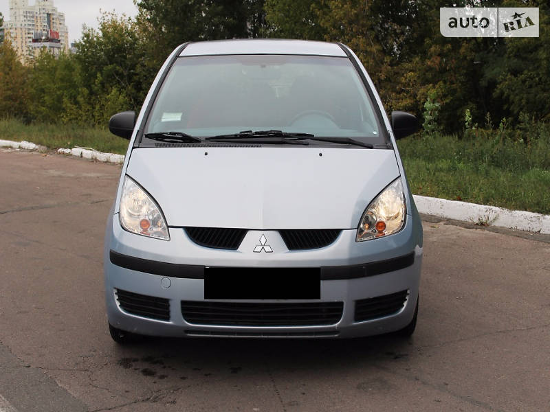 Mitsubishi Colt 2007 года