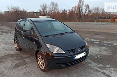 Mitsubishi Colt  2005