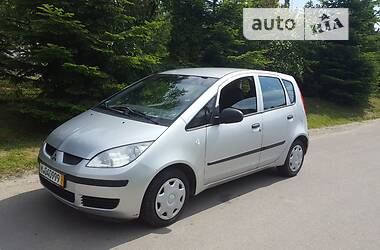 Mitsubishi Colt  2005