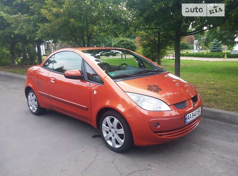 Кабріолет Mitsubishi Colt