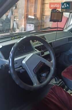 Mitsubishi Colt 1987