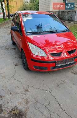 Mitsubishi Colt  2005