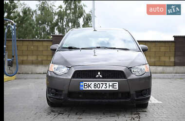 Mitsubishi Colt  2011