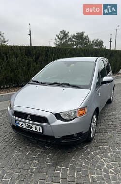 Mitsubishi Colt  2011