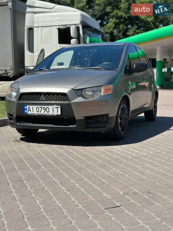 Mitsubishi Colt