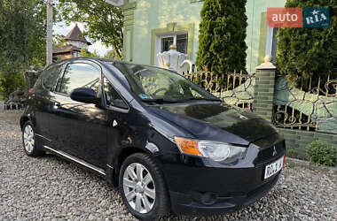 Mitsubishi Colt  2010