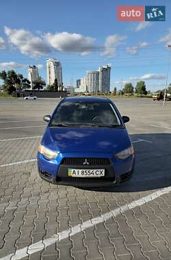Mitsubishi Colt  2009