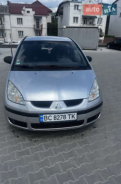 Mitsubishi Colt  2004