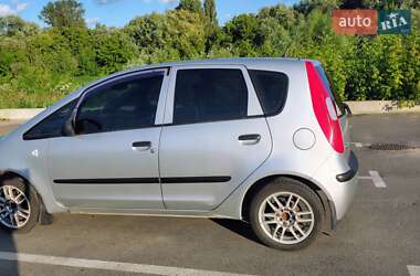 Mitsubishi Colt  2005