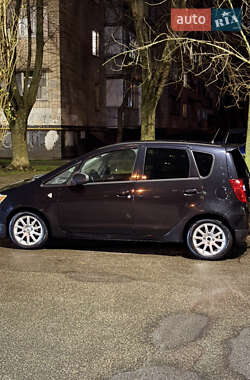 Mitsubishi Colt 2009