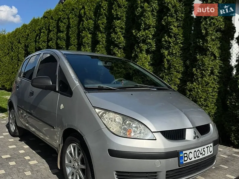 Mitsubishi Colt