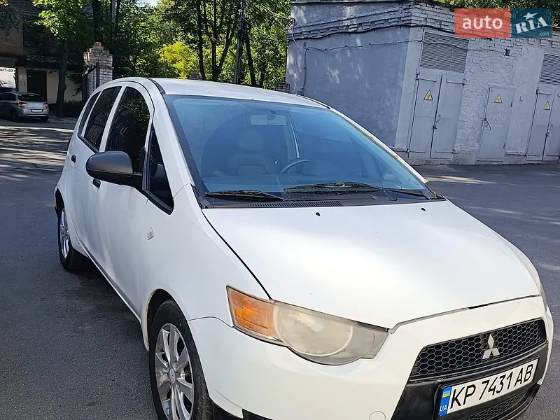 Mitsubishi Colt