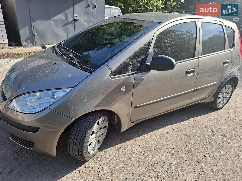 Mitsubishi Colt
