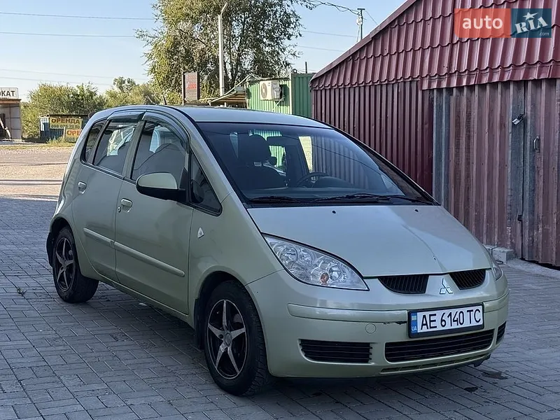 Mitsubishi Colt