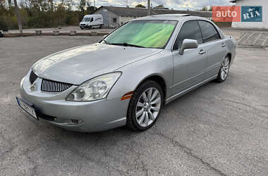 Mitsubishi Diamante  2004