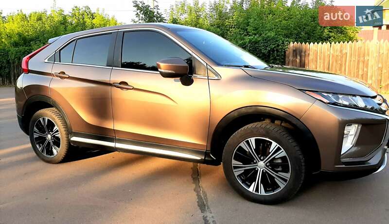 Внедорожник / Кроссовер Mitsubishi Eclipse Cross