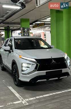 Mitsubishi Eclipse Cross  2022