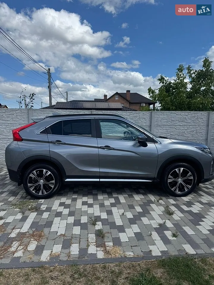 2020 Mitsubishi Eclipse Cross - мініатюра 5
