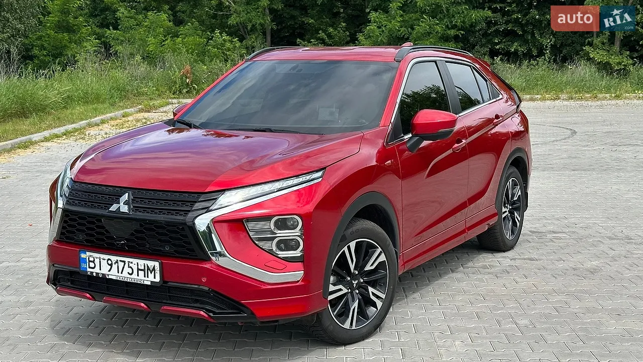 2021 Mitsubishi Eclipse Cross - фото 1