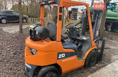 Mitsubishi FG  2010