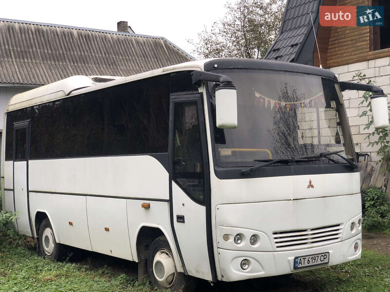 Mitsubishi Fuso Rosa