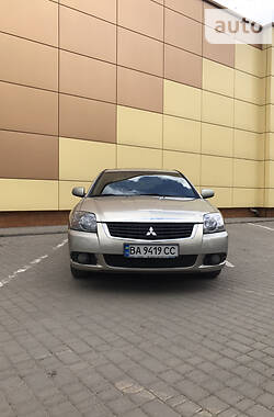 Mitsubishi Galant  2008