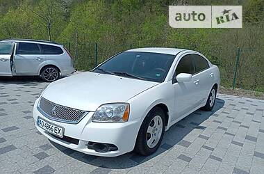 Mitsubishi Galant  2011