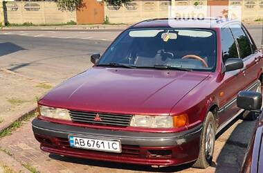 Mitsubishi Galant  1989