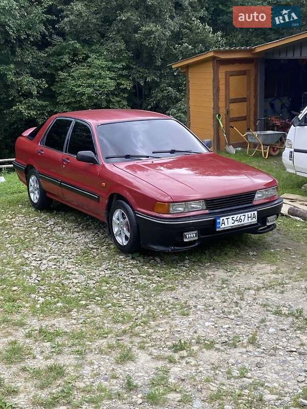 Mitsubishi Galant 1990 року в Івано-Франківську