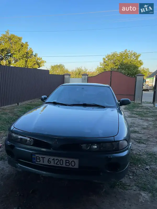Mitsubishi Galant
