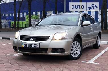 Mitsubishi Galant  2009