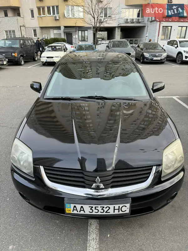 Mitsubishi Galant