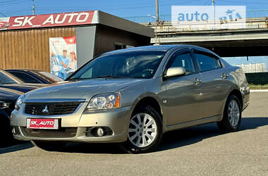 Mitsubishi Galant  2009