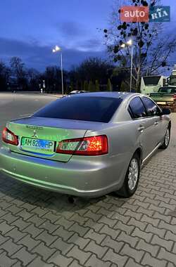 Mitsubishi Galant  2008