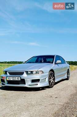 Mitsubishi Galant  1999