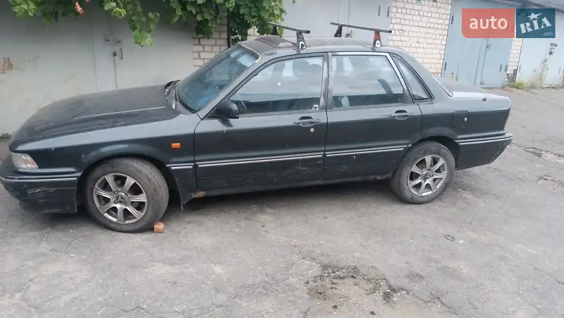 Mitsubishi Galant
