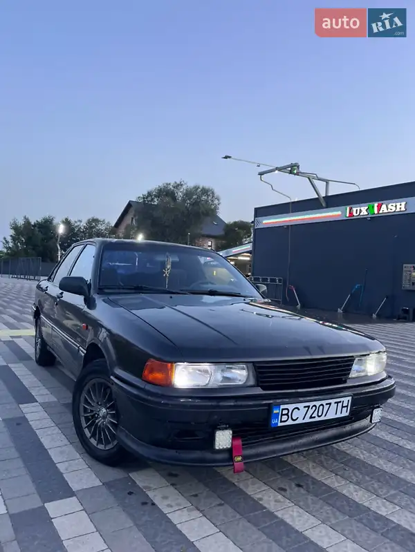 Mitsubishi Galant