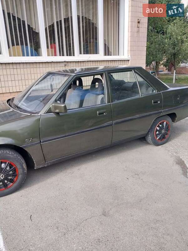 Mitsubishi Galant