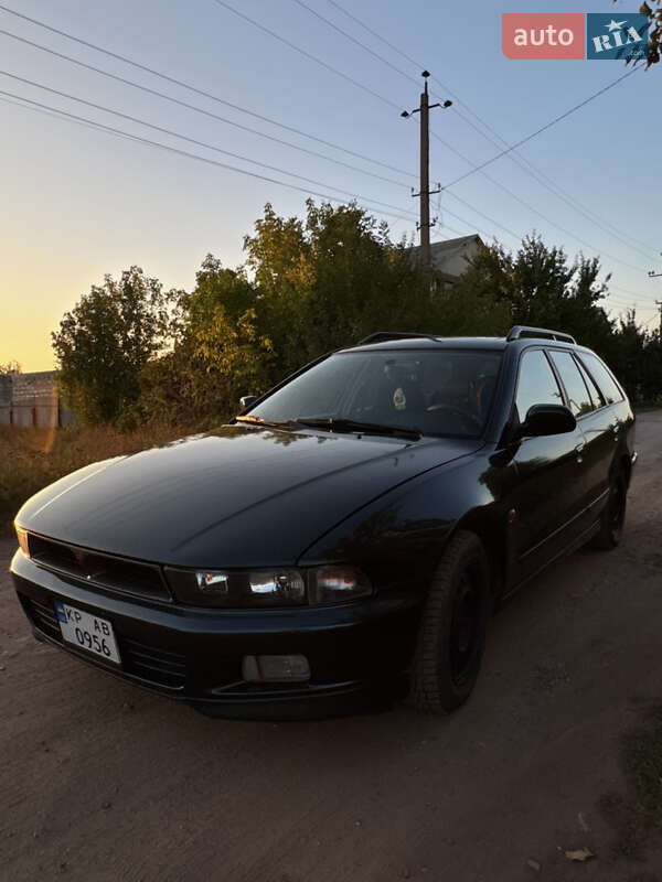 Универсал Mitsubishi Galant