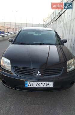 Mitsubishi Galant  2004