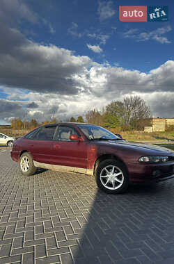 Mitsubishi Galant  1995